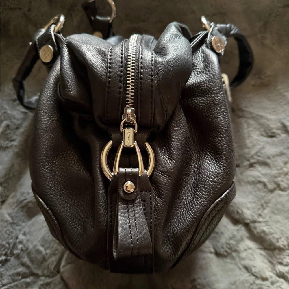 B Makowsky Black Leather Bag - Picture 5 of 9